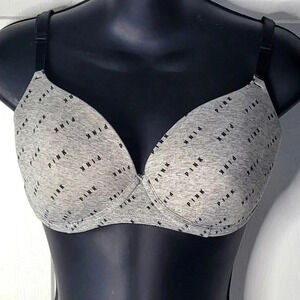 PINK VICTORIA SECRET Pink Monogram Bra, size 32DD